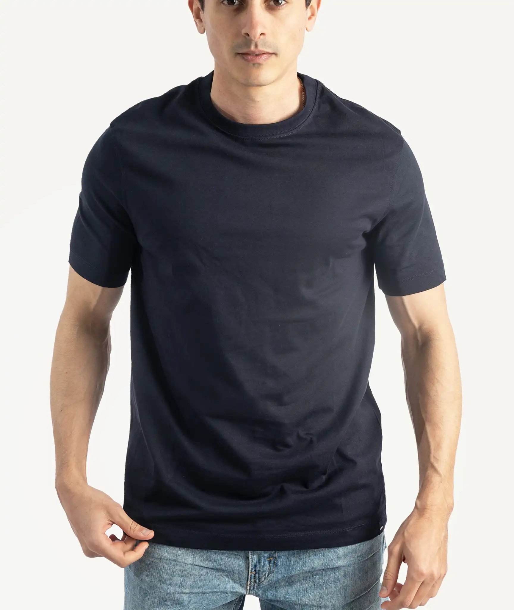 E-143034019-006_A T-Shirts Jules Basique Bleu Nuit – Image 1