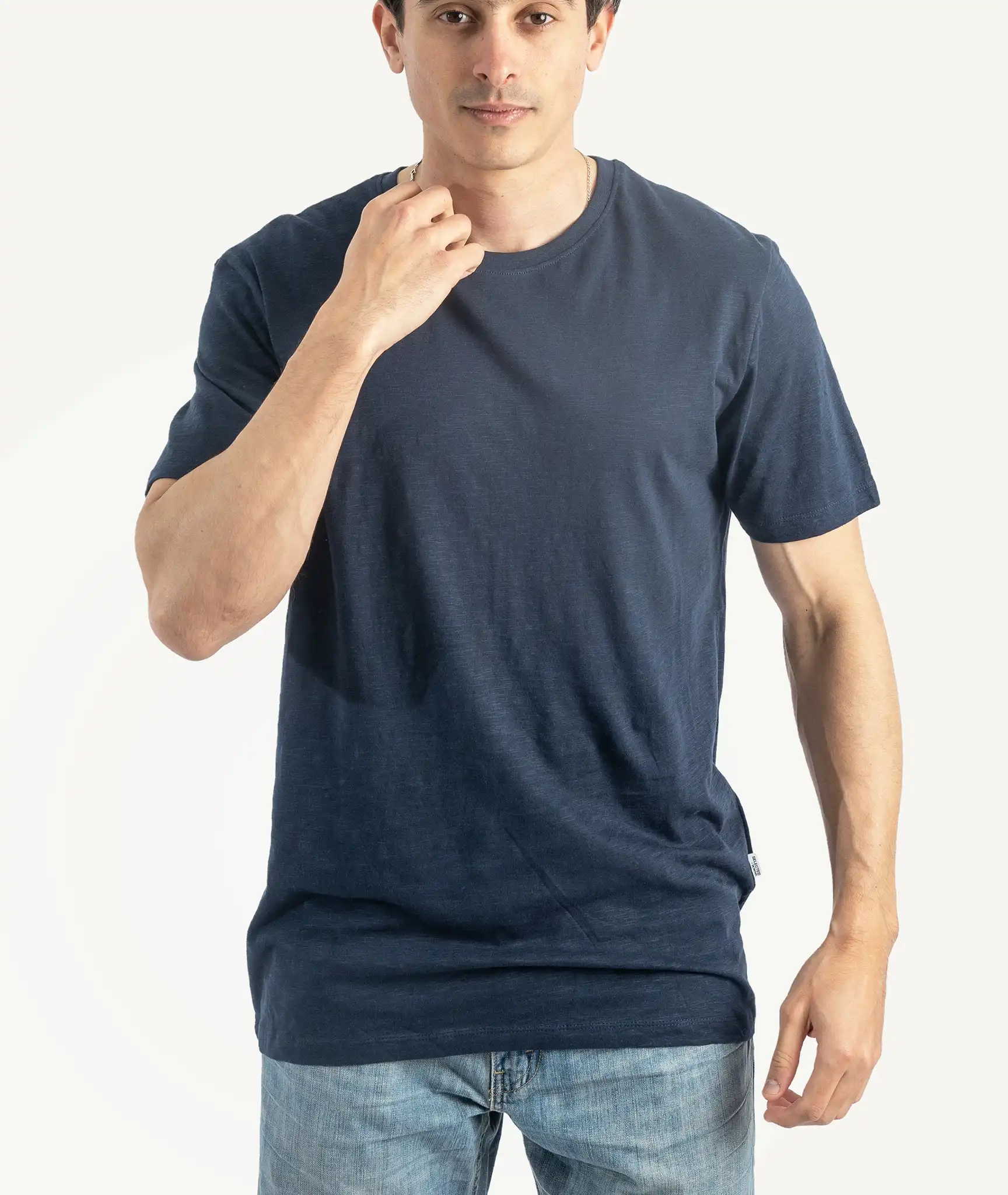 E-177034015-006_A T-Shirts Selected Basique Bleu nuit – Image 1