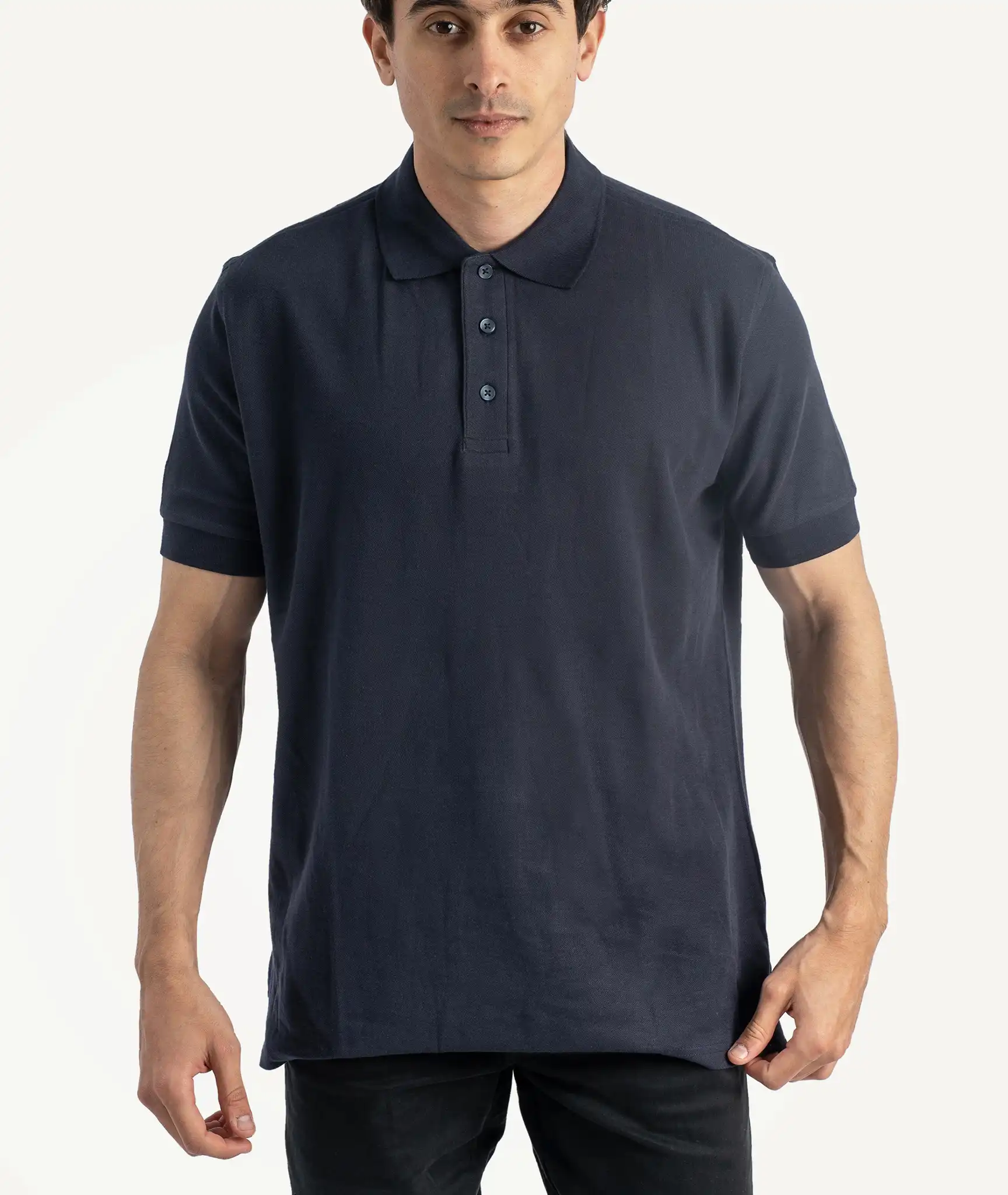 E-208020002-006_A Polos RUSSELL Basique Bleu Nuit – Image 1