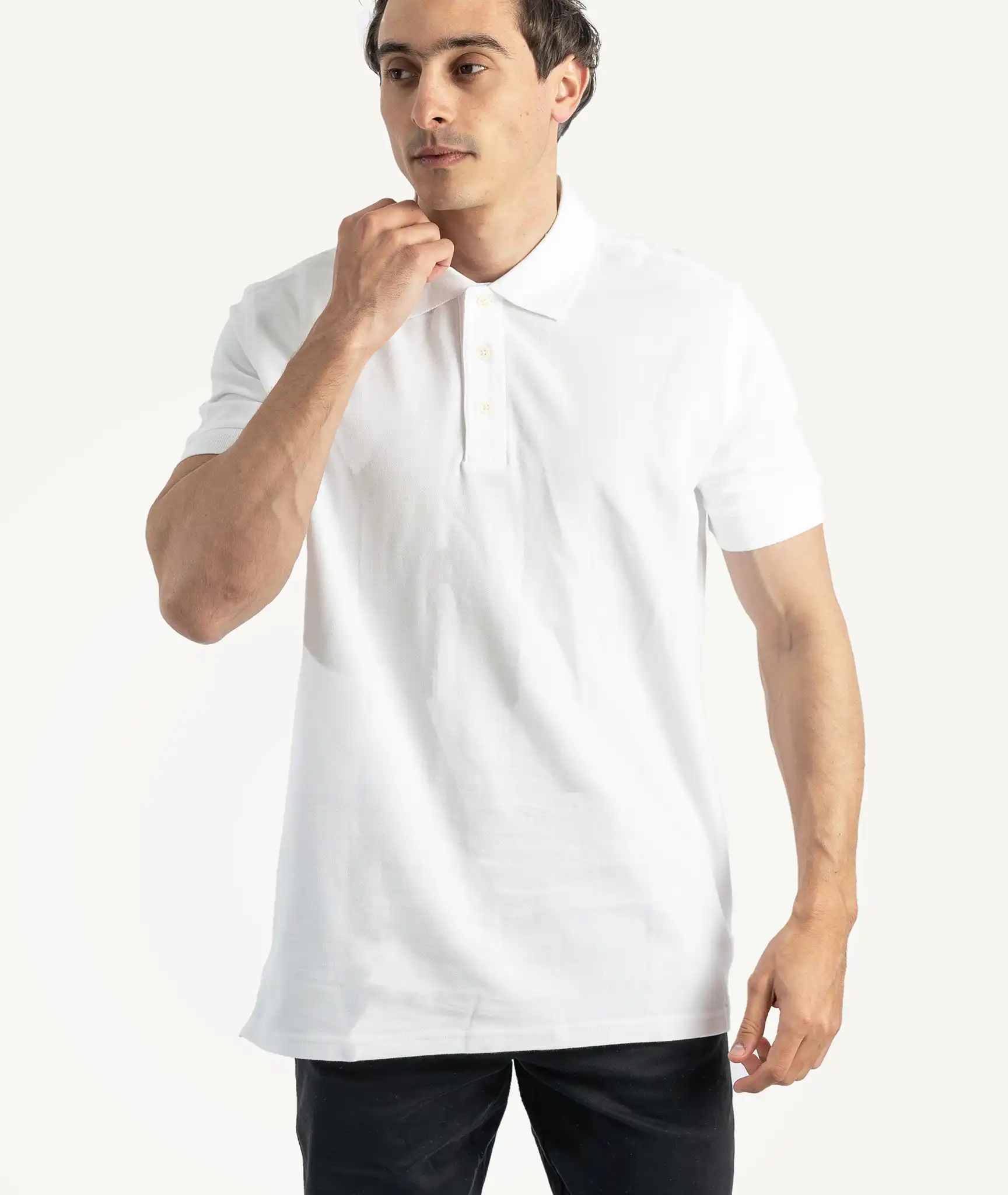 E-208020004-002_A Polos RUSSELL Basique Blanc – Image 1