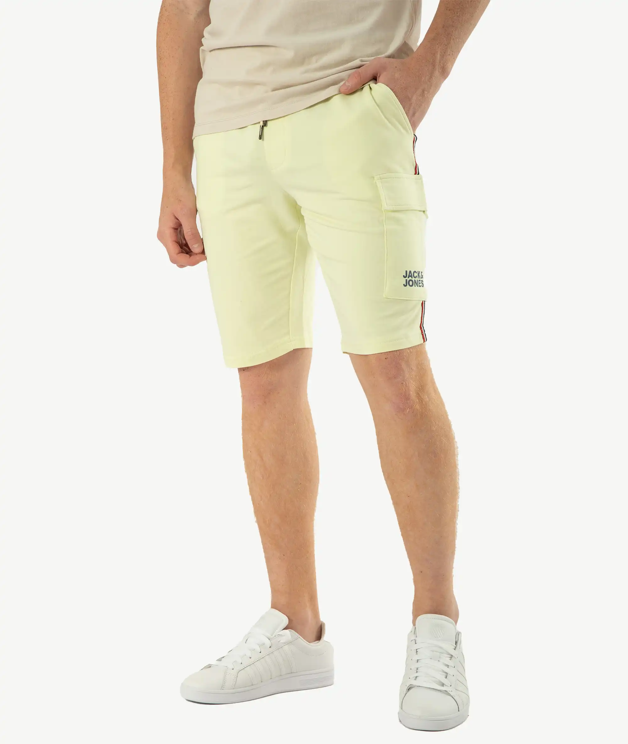 E-140026018-005_A Short Jogging JACK&JONES Jaune Clair – Image 1