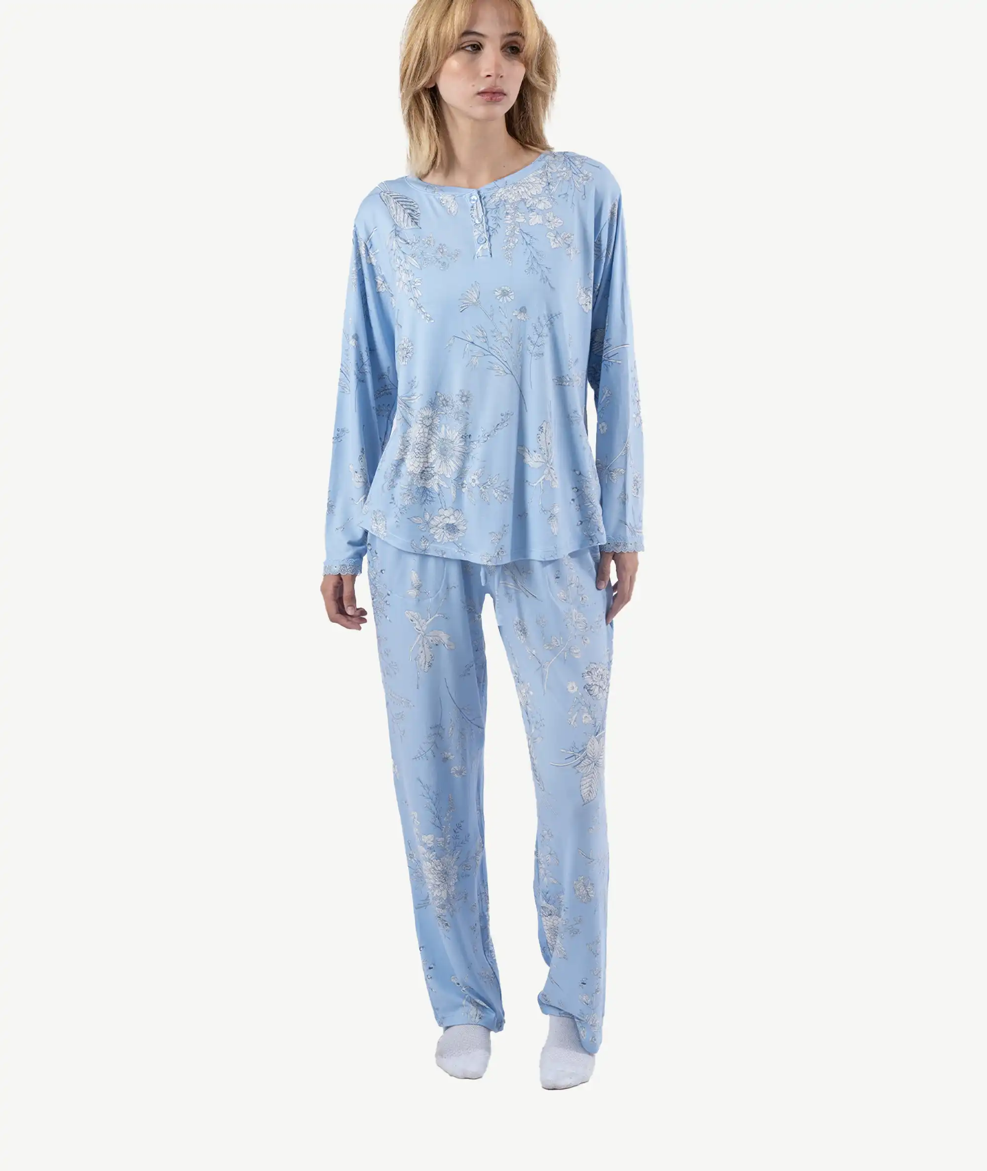 E-224022001-006_A Ensemple Pyjama FLORA NIKROOZ Femme Bleu Ciel – Image 1
