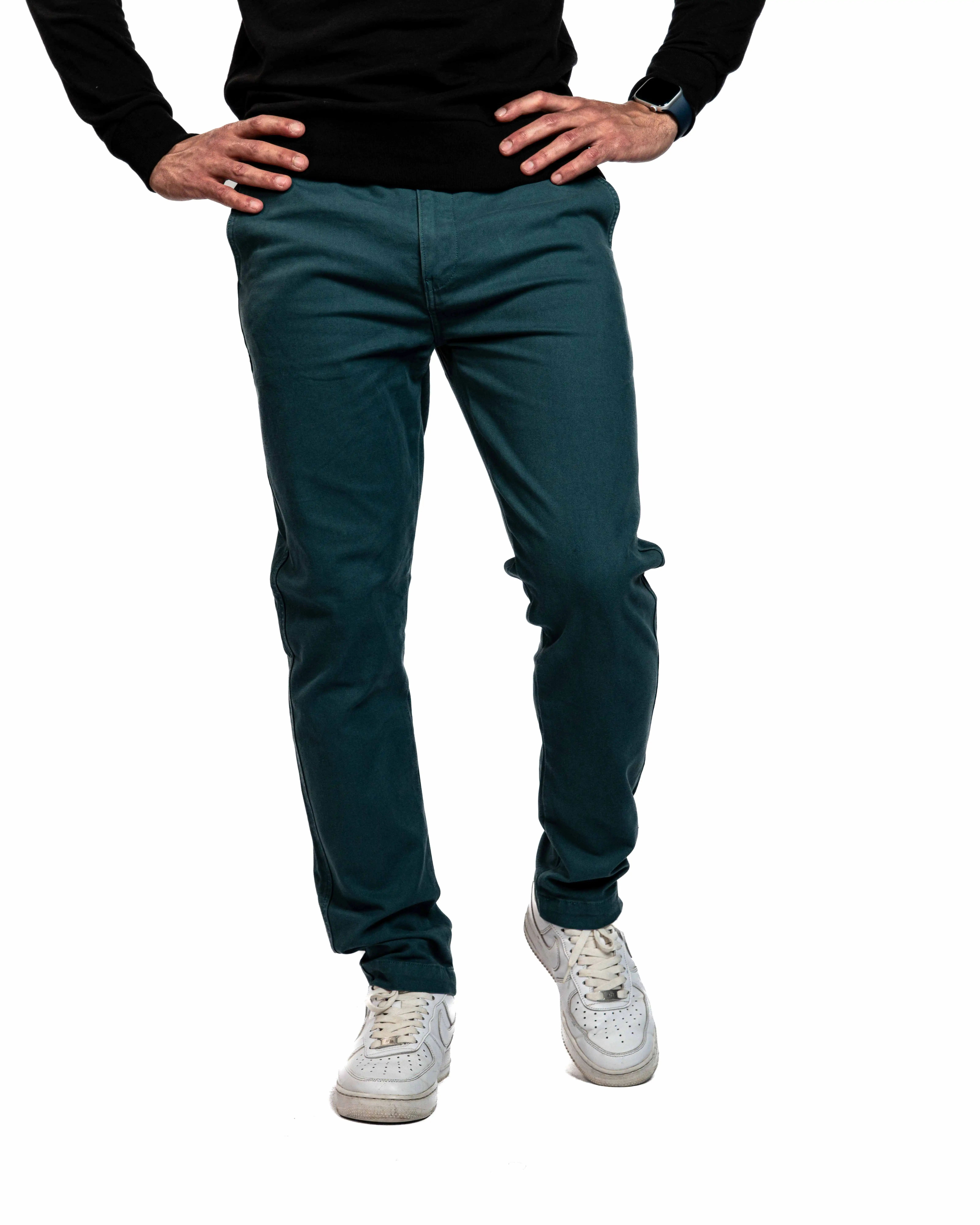 E-171960124_A Xx Chino Standard Taper Pants Vert – Image 1