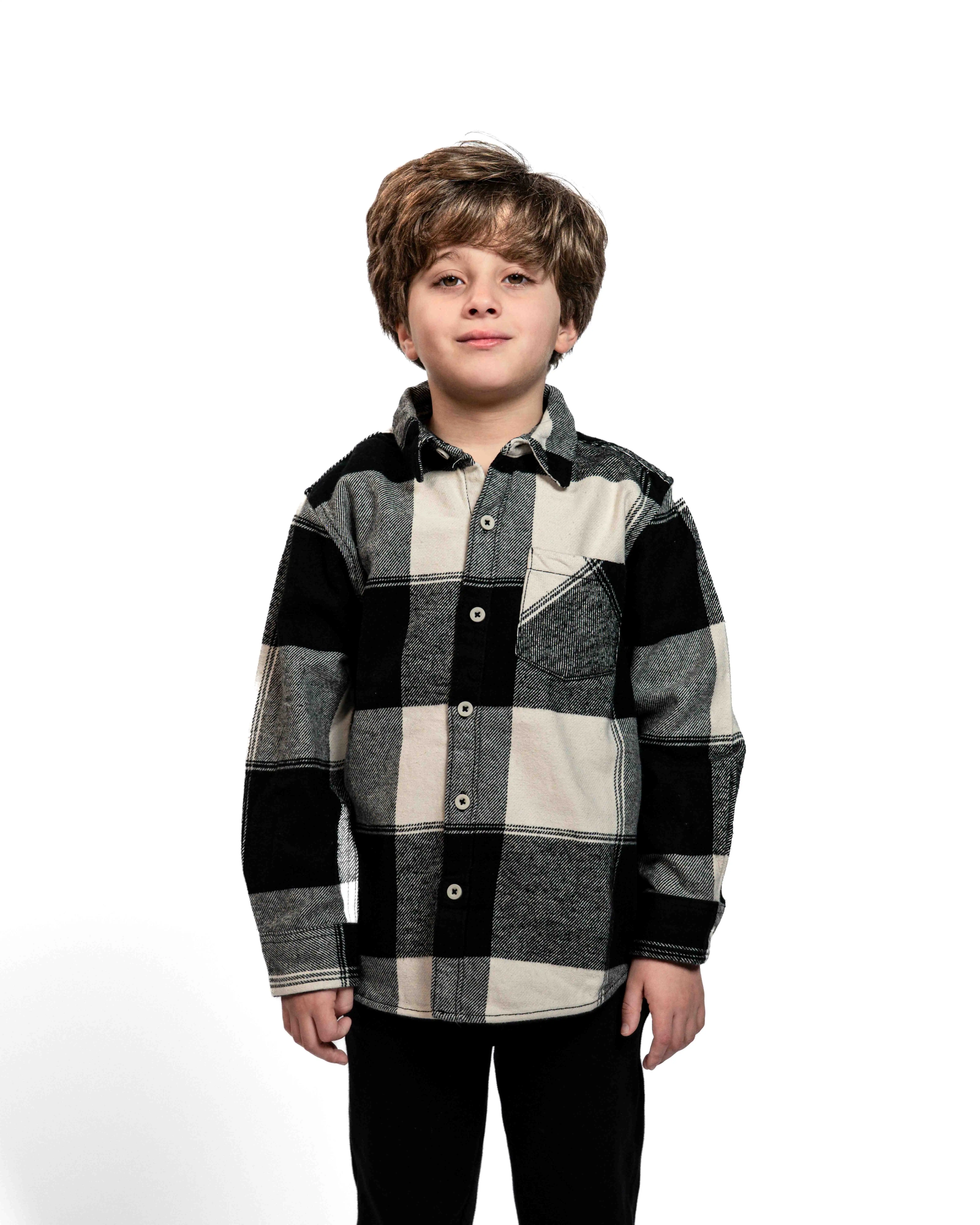 E-225006004-003_A Chemise en flanelle à carreaux blanc et noir – Image 1