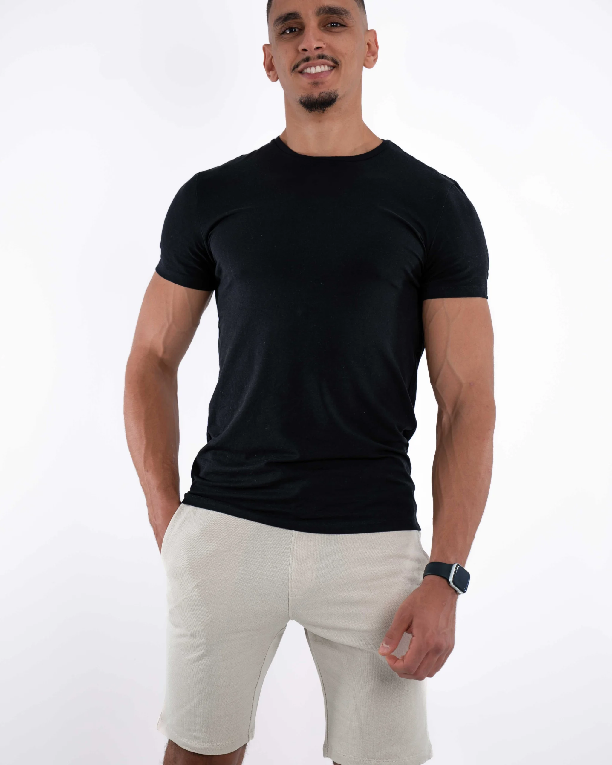 E-114034028-003_A T-Shirt Celio Noir – Image 1