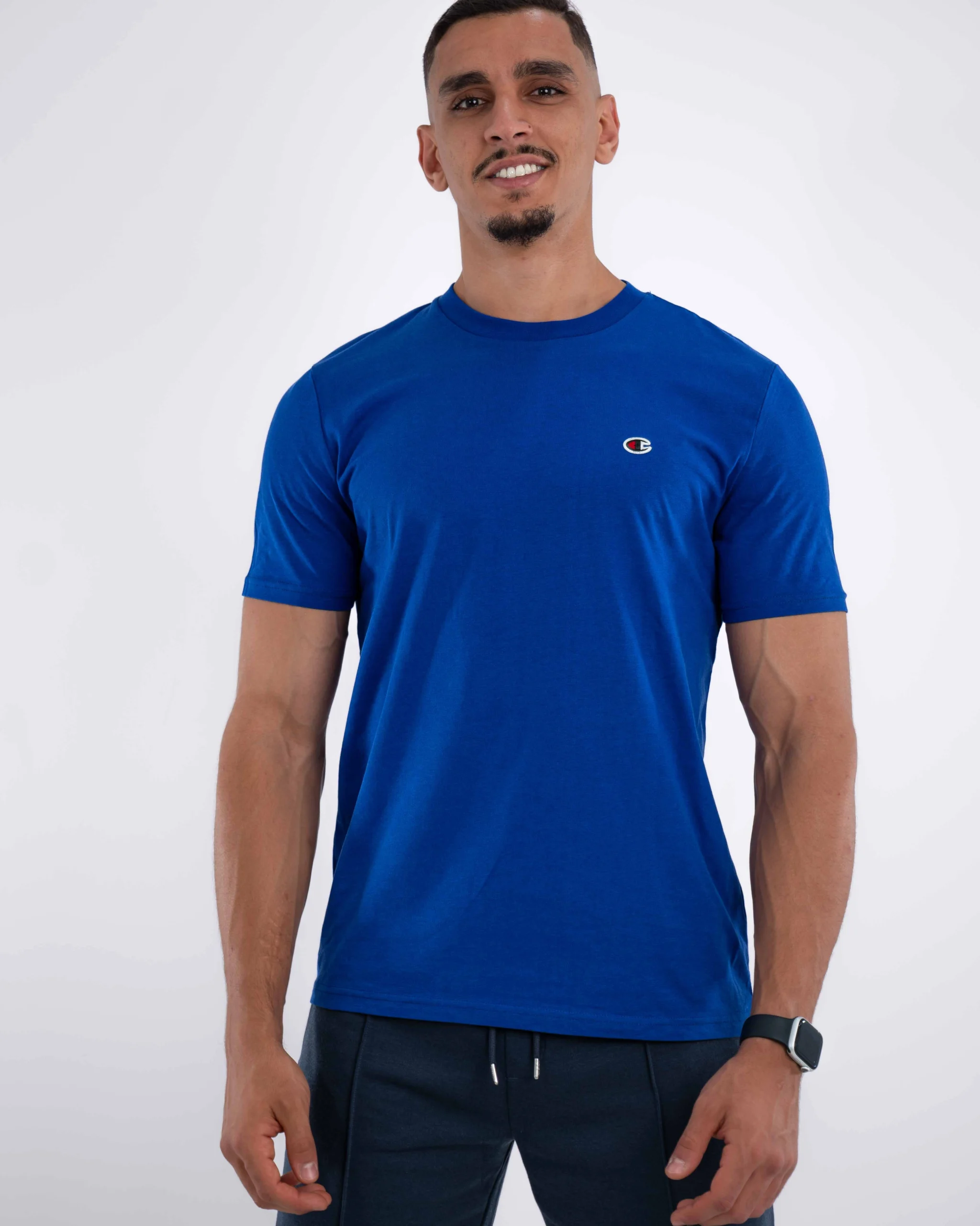 E-115034060-006_A T-Shirt Basique Champion Bleu Roi – Image 1