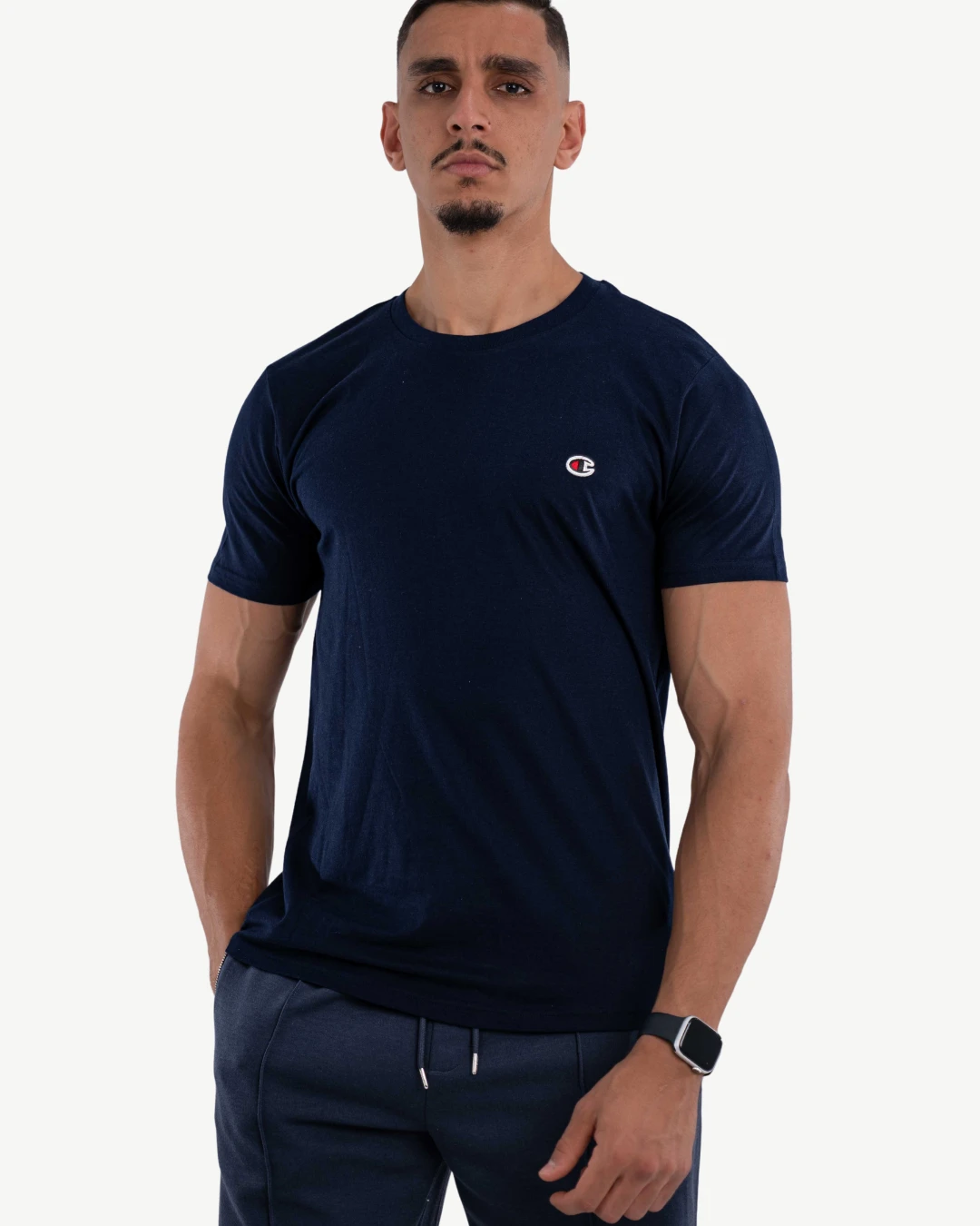 E-115034064-006_A T-Shirt Basique Champion Bleu Nuit – Image 1